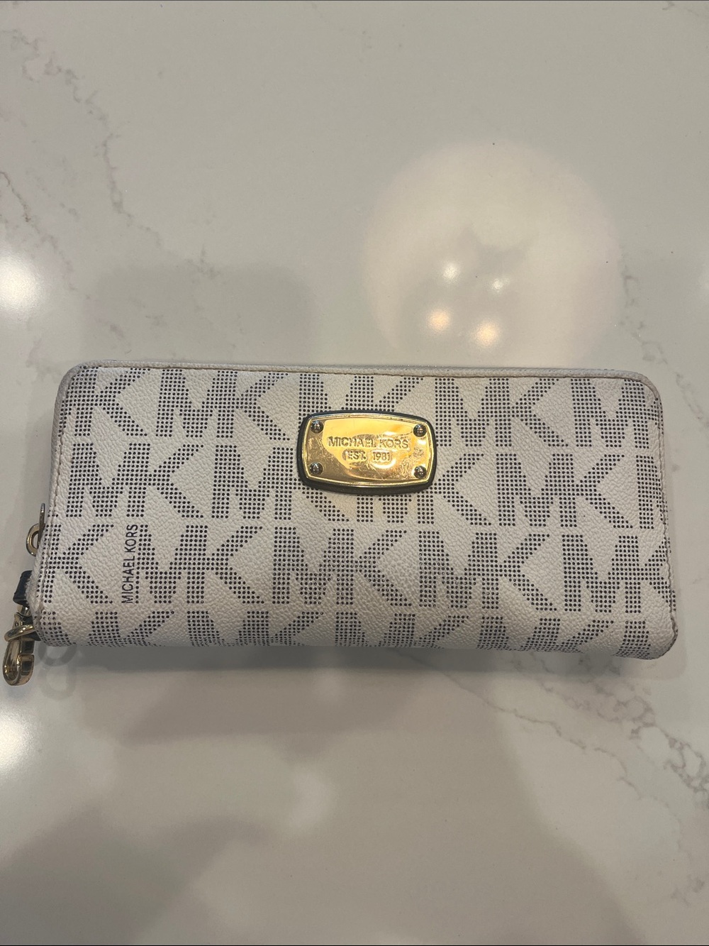 Michael Kors White MK Logo Zip Wallet with Gold Plate